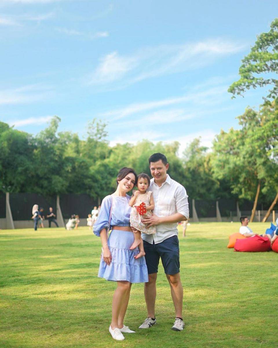 potret kompak Shandy Aulia dan suami (instagram.com/shandyaulia)