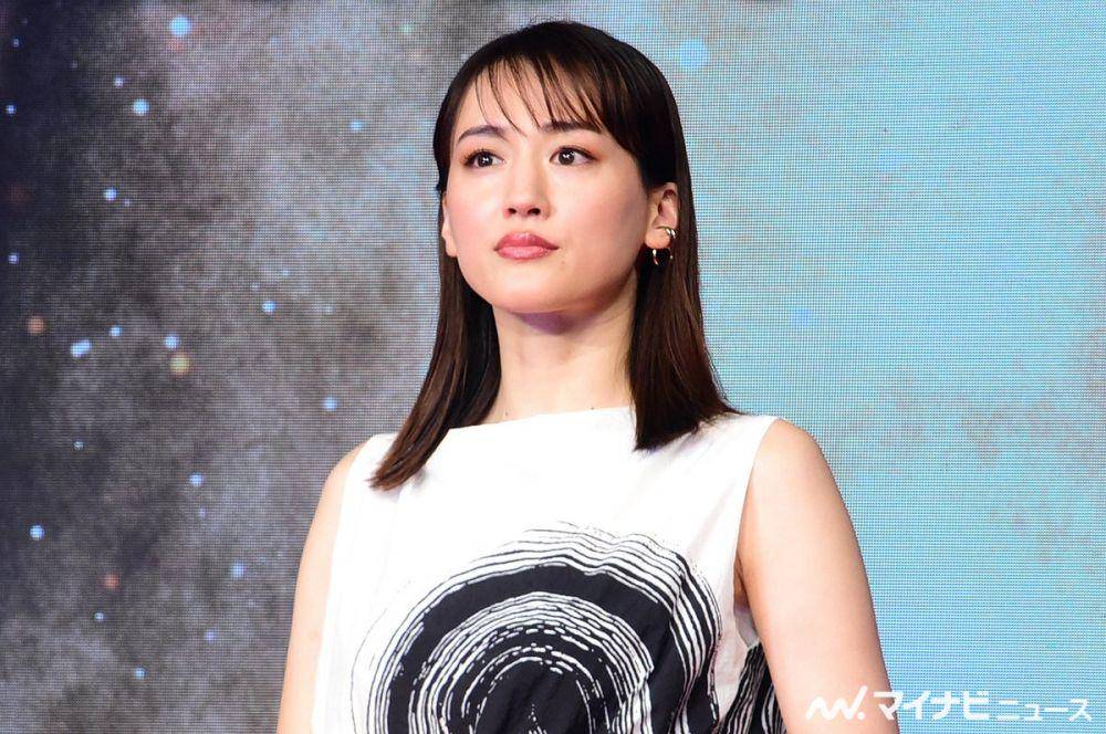 Haruka Ayase (twitter.com/マイナビニュース・エンタメ【公式】)
