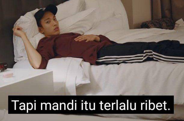 meme kocak ala idol KPop (twitter.com/starfess)