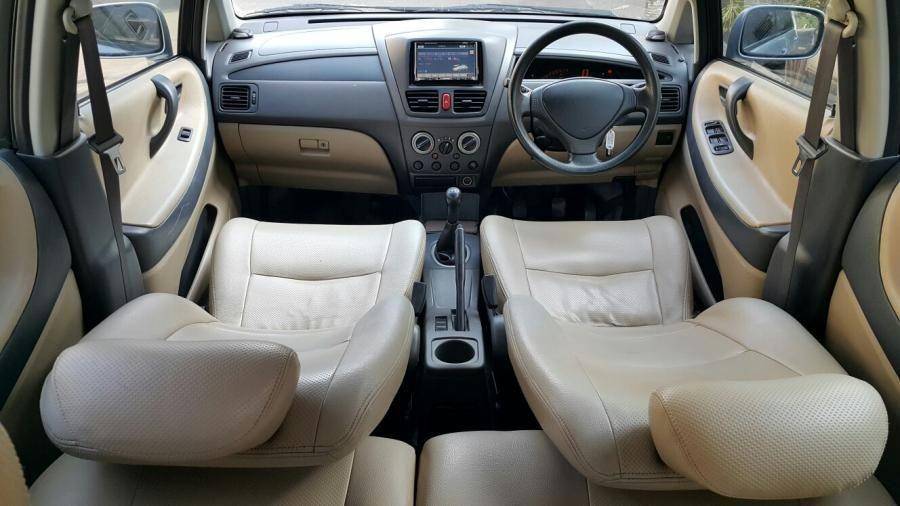 Suzuki Aerio 2002 (mobilbekas.com)