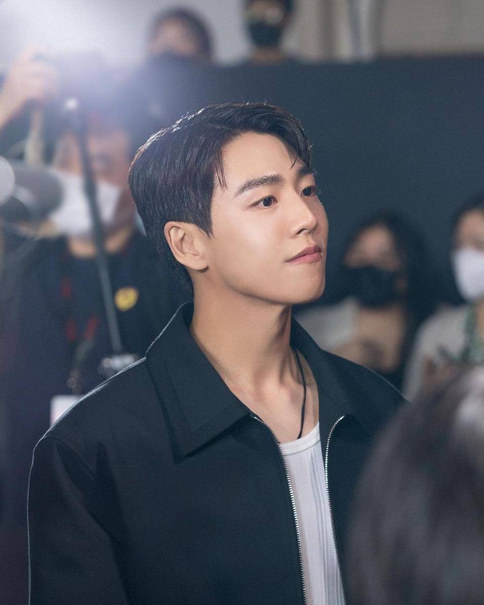 Lee Hyun Woo (Instagram.com/hihyunwoo/)