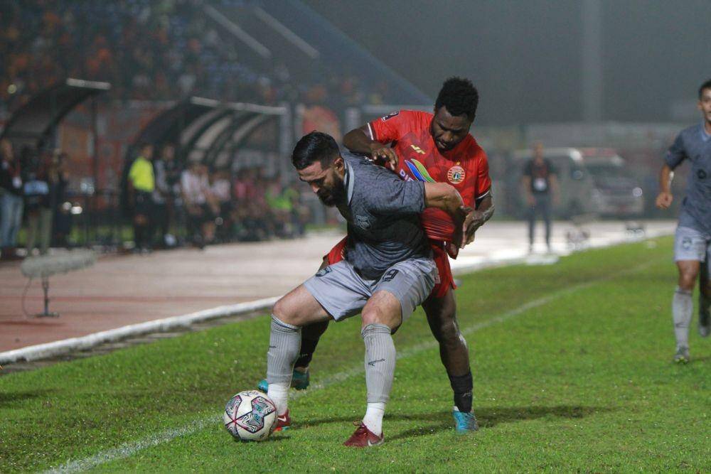 Persija kalah dari Borneo FC 2-1 di babak penyisihan Grup B Piala Presiden 2022. Mereka pun terbenam di juru kunci dan dipastikan tak lolos ke fase gugur. (Dok. Persija)