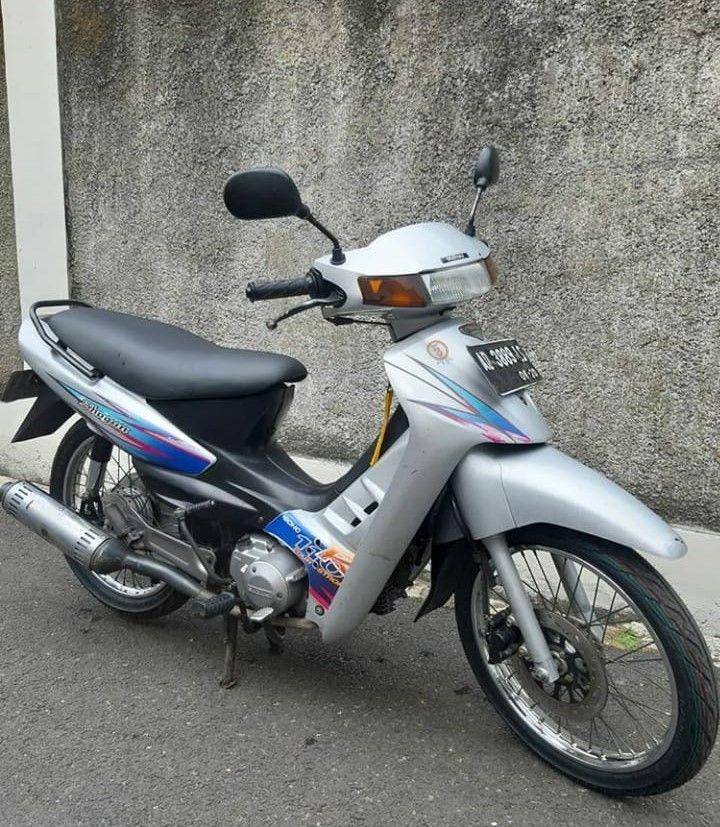 Suzuki Shogun 110 (naikmotor.com)