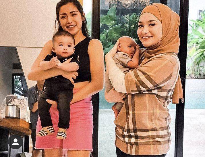 Baby Don dijenguk rekan artis mamanya (instagram.com/inijedar)