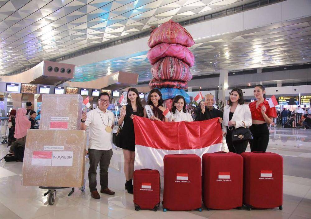 Potret keberangkatan Adinda Cresheilla ke ajang Miss Supranational 2022 (Instagram.com/officialputeriindonesia)