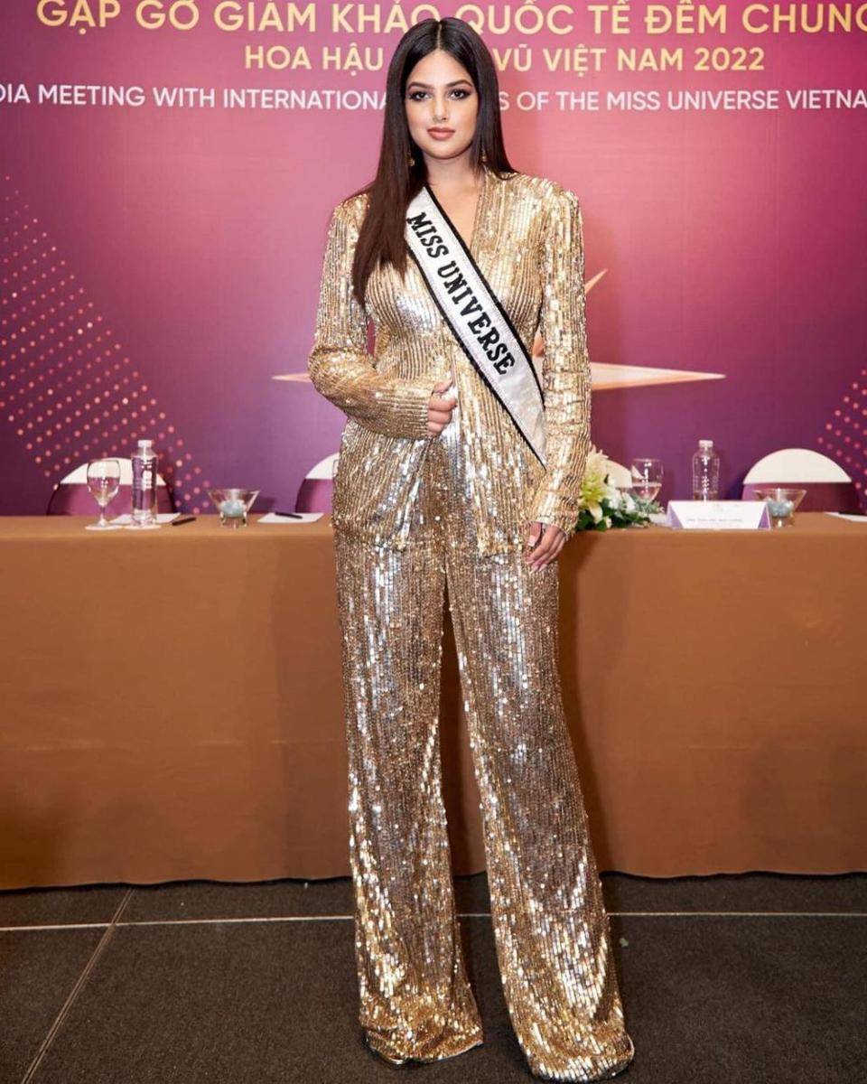 Potret Harnaaz Sandhu, Miss Universe 2021 Berkunjung ke Vietnam (Instagram.com/missuniverse)