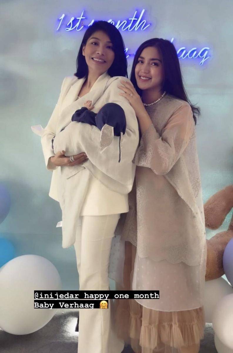 Baby Don dijenguk rekan artis mamanya (instagram.com/inijedar)