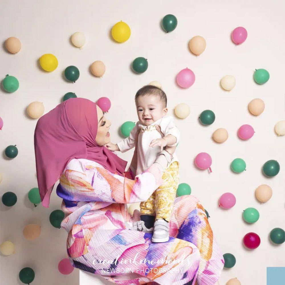 pemotretan Nathalie Holscher dan baby Adzam (instagram.com/creatinkmoments)