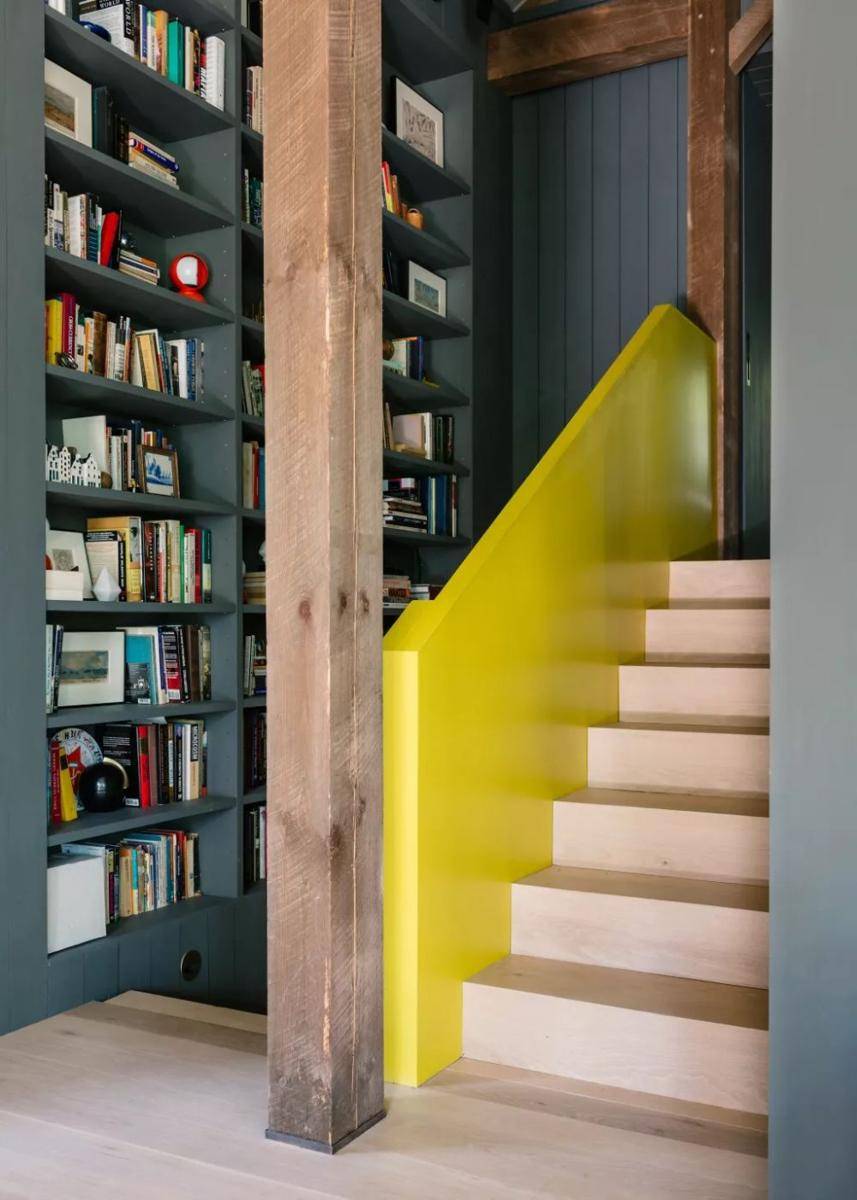 inspirasi dekorasi staircase di rumah menjadi lebih outstanding (livingetc.com)