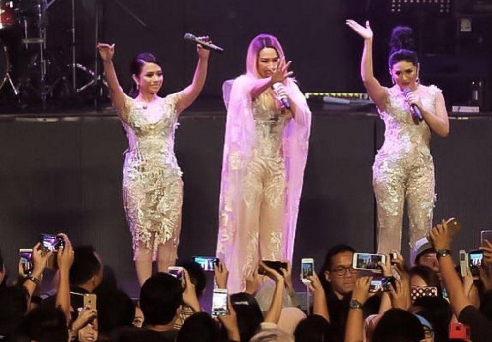 kebersamaan 3 Diva (instagram.com/mamauthe)