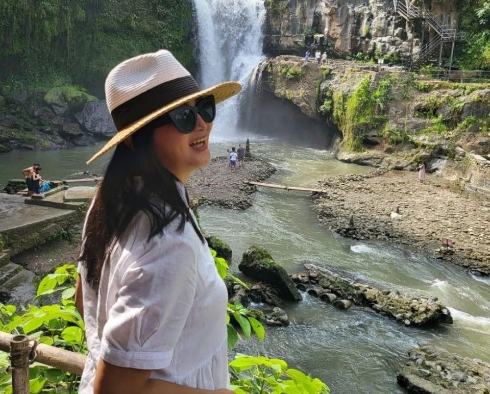 Roy Marten dan Anna Maria liburan ke Bali (instagram.com/annamarten8)