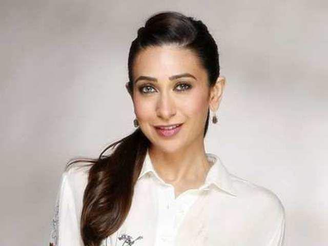 5 Rekomendasi Film Jadul India yang Dibintangi Karisma Kapoor