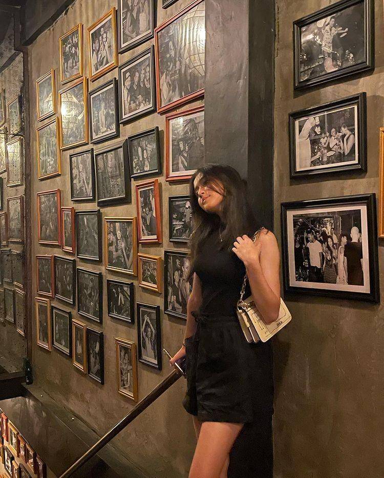 OOTD ala Keisya Levronka (instagram.com/keisyalevronka)