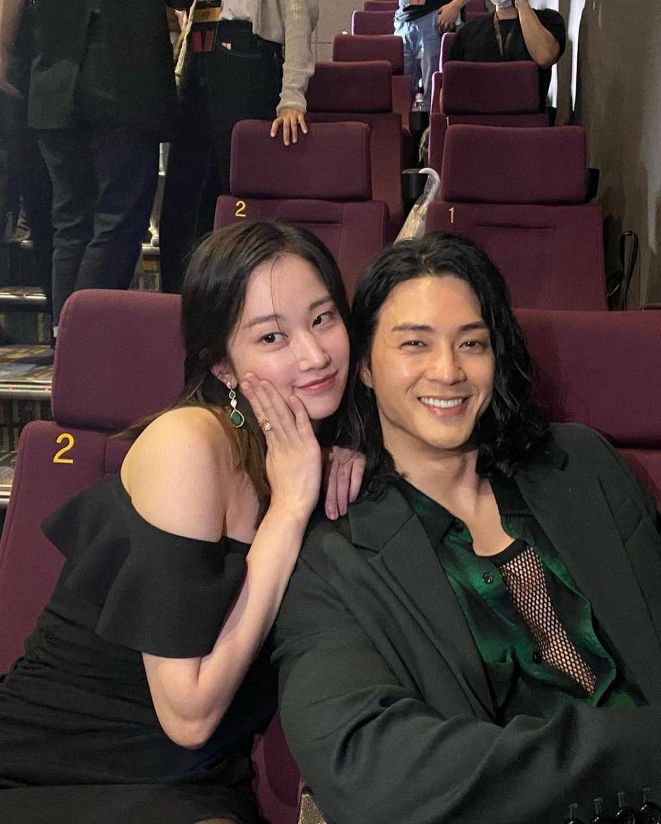 Jeon Jong Seo (instagram.com/jiraishin99)