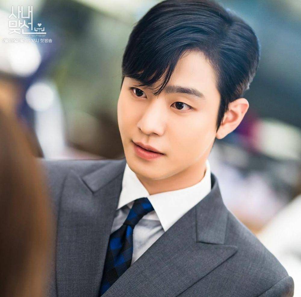 Ahn Hyo Seop di drama Business Proposal (instagram.com/sbsdrama.official)