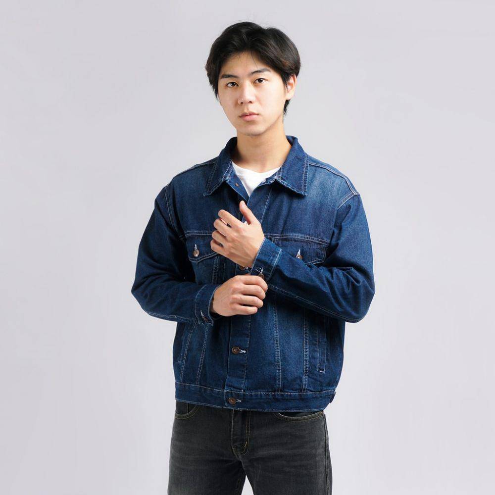Bullitt Dark Blue Trucker Denim Jacket (Lazada.co.id)