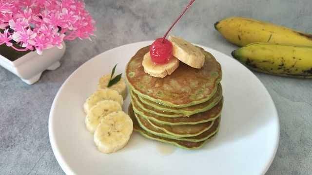 pancake pisang (instagram.com/ekaariani.ae)