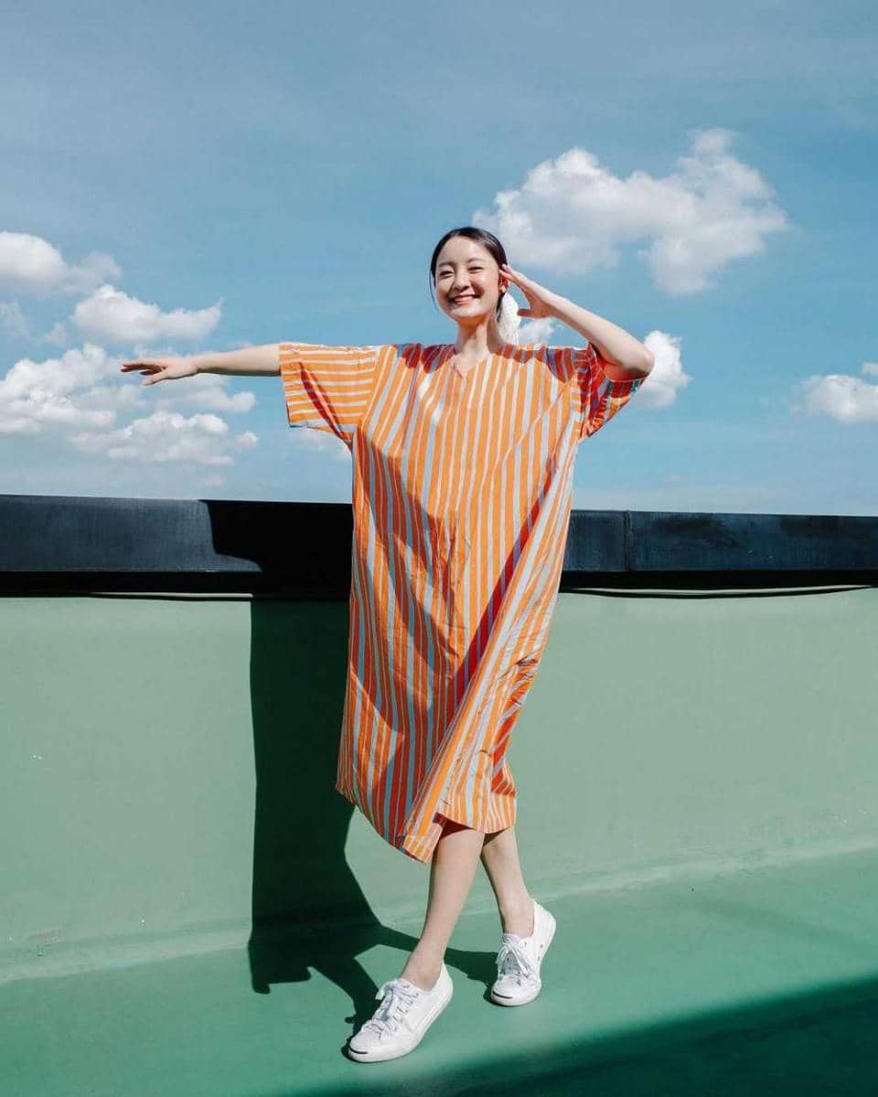 ide outfit ala Ink Waruntorn (instagram.com/inkwaruntorn)