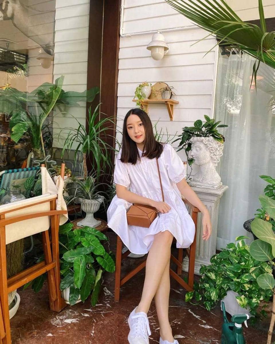 ide outfit ala Ink Waruntorn (instagram.com/inkwaruntorn)