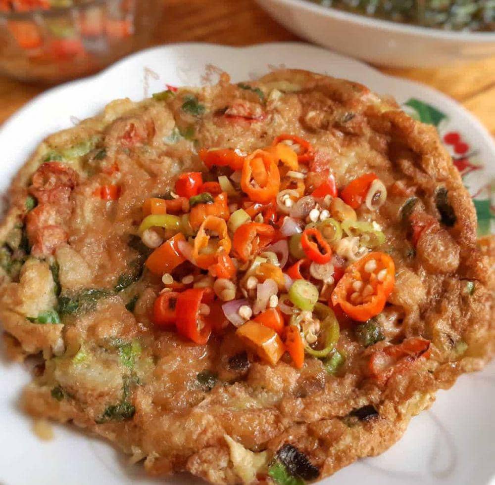 Telur dadar sambal matah (instagram.com/rahmi_mol)