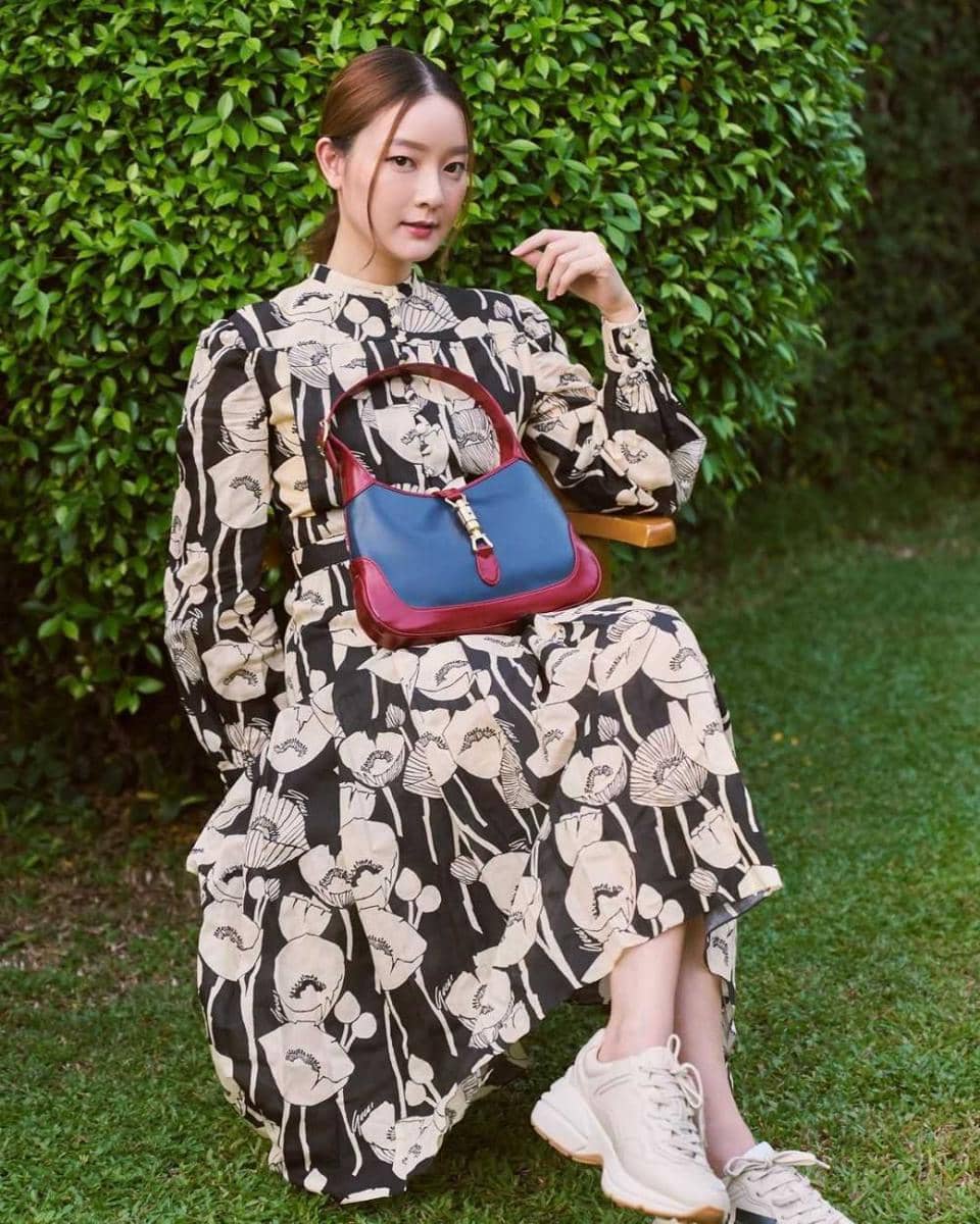 ide outfit ala Ink Waruntorn (instagram.com/inkwaruntorn)