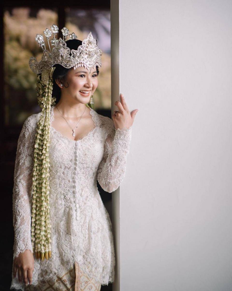Makeup dan Kebaya Akad Nikah Adinda Azani (instagram.com/imagenic)