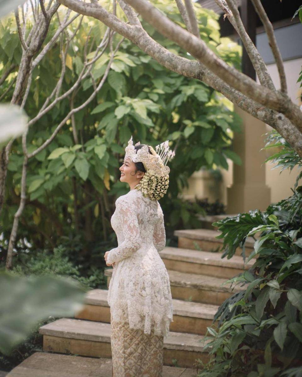 Makeup dan Kebaya Akad Nikah Adinda Azani (instagram.com/imagenic)