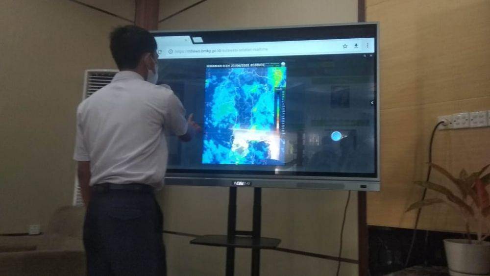 BMKG memperkenalkan aplikasi MHEWS di Kantor Gubernur Sulsel, Senin (27/6/2022). IDN Times/Istimewa