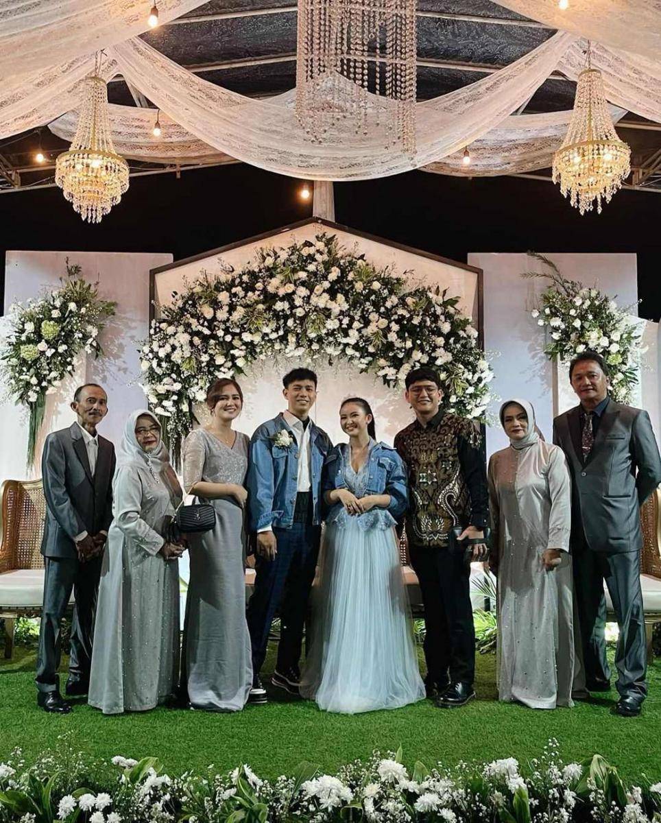 Masayu Clara jadi bridesmaid (instagram.com/masayuclara)