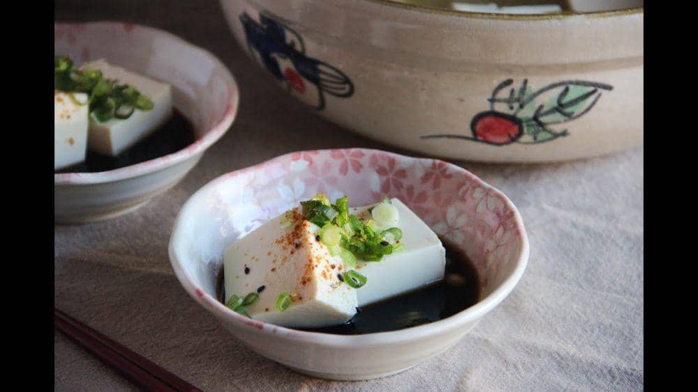 Ilustrasi Yudofu(Youtube.com/JapaneseCooking101)