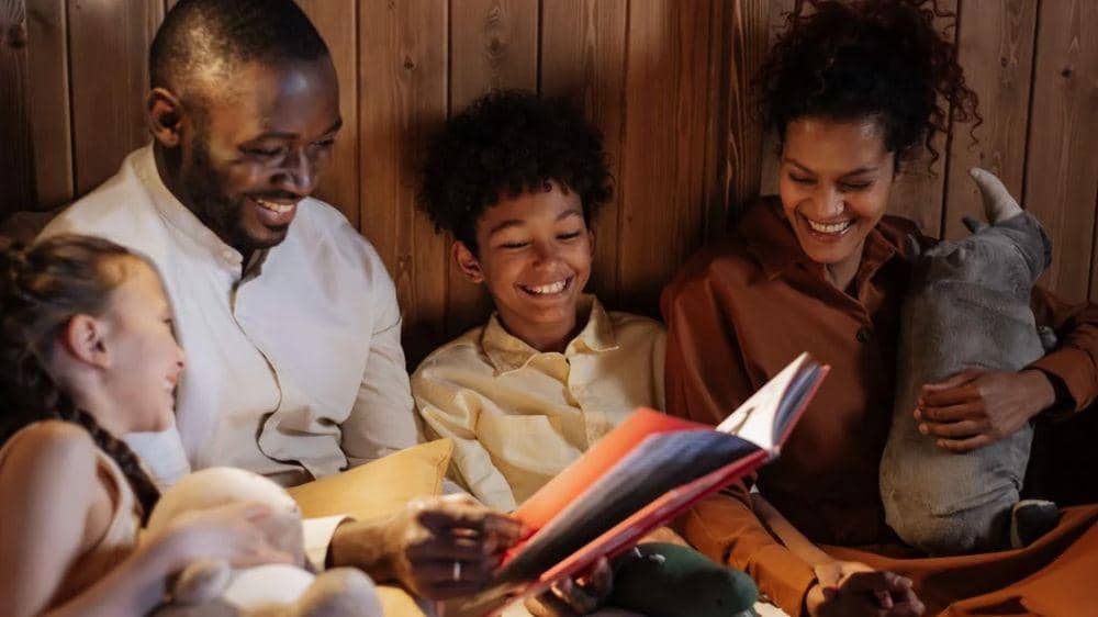 6 Cara Mendukung Anak di Sekolah, Biar Semangat Belajarnya Gak Pudar