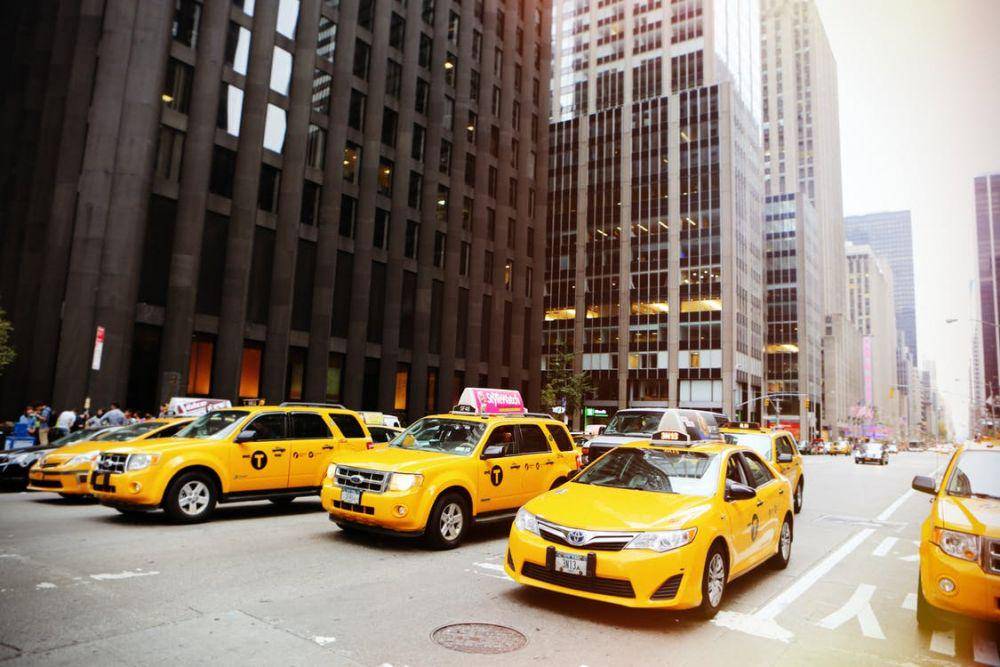 Ilustrasi taxi (pexels.com/Life Of Pix)