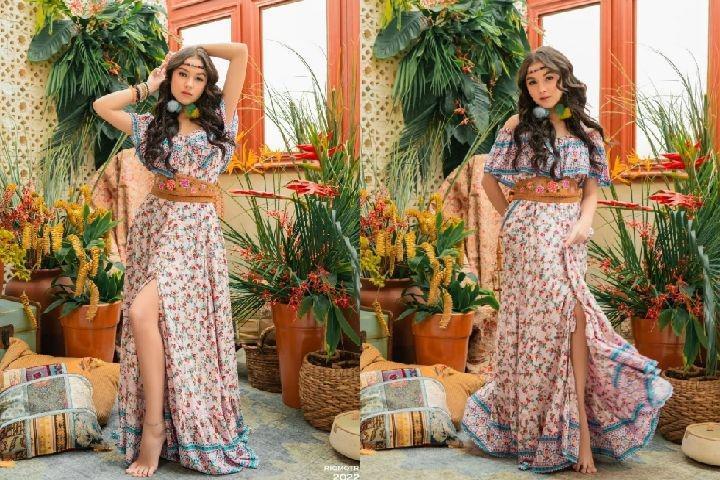 10 Pemotretan Terbaru Saskia Chadwick, Estetik Bertema Bohemian