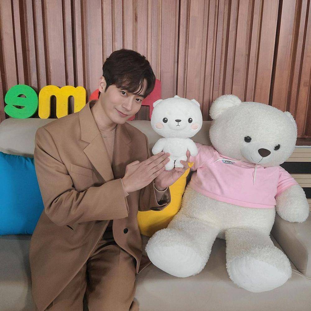 Cha Seo Won (instagram.com/leechan0415)