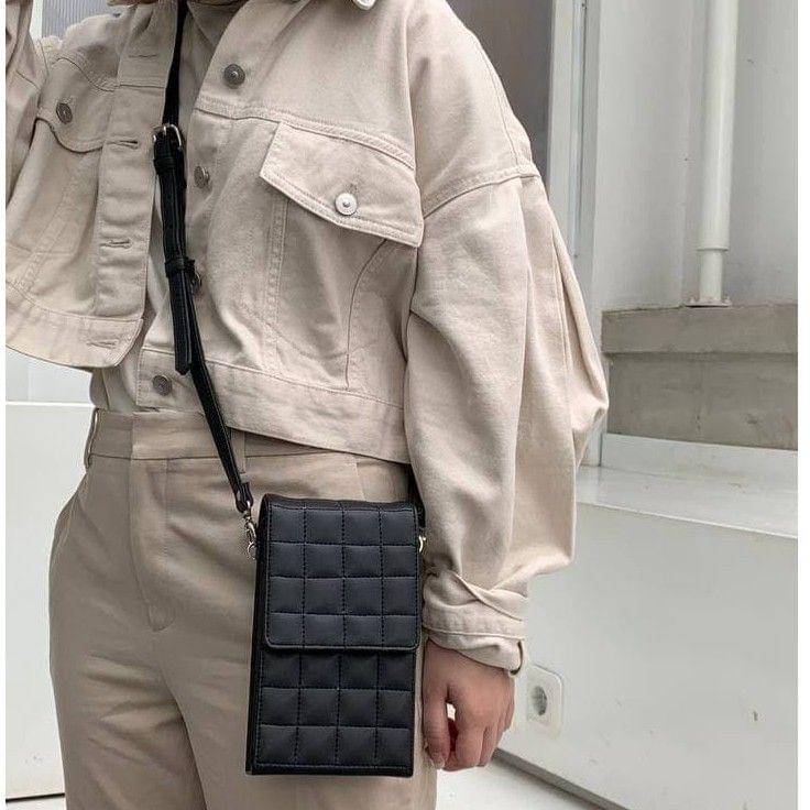 Phone Sling Block dari Nubuk Bags (shopee.co.id/nubukbags)