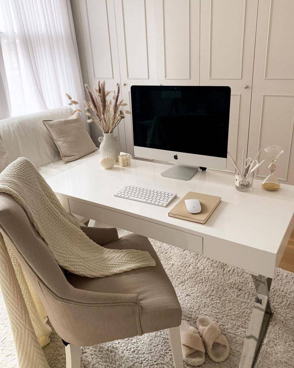 home office (curatedinterior.com)
