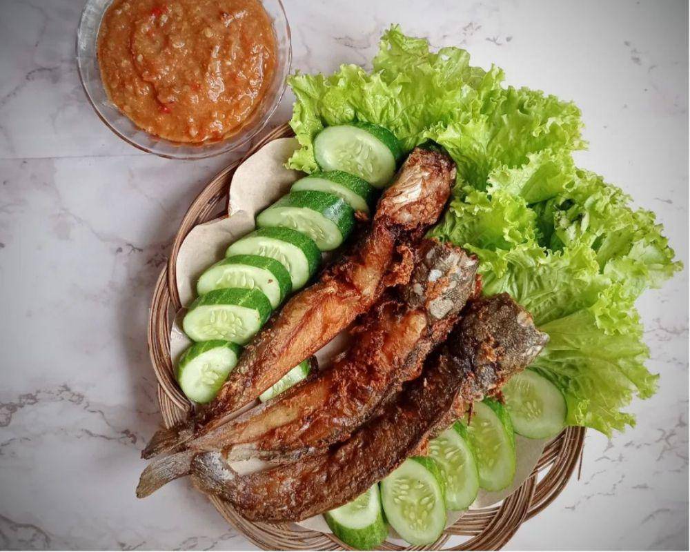 pecel lele (instagram.com/dian.p.w)