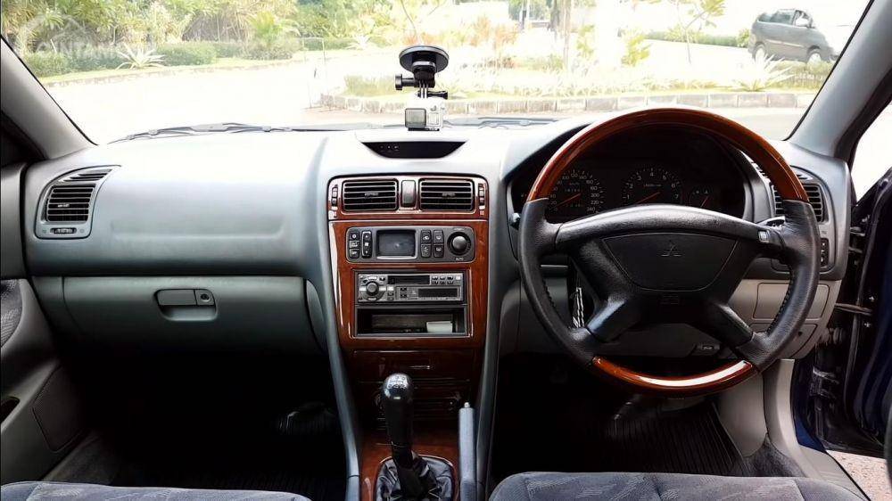 Mitsubishi Galant Lele (cintamobil.com)