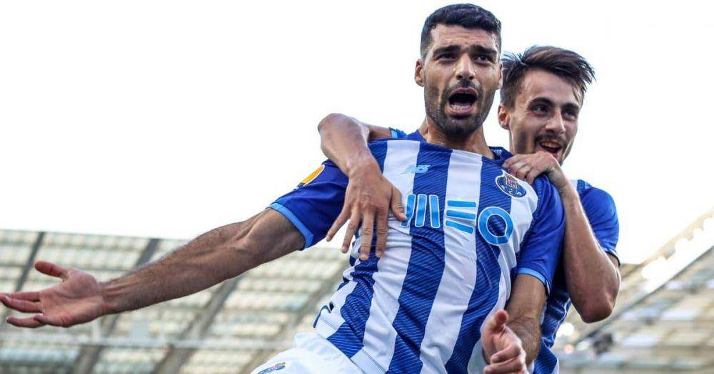Mehdi Taremi bersama FC Porto (teamtalk.com)
