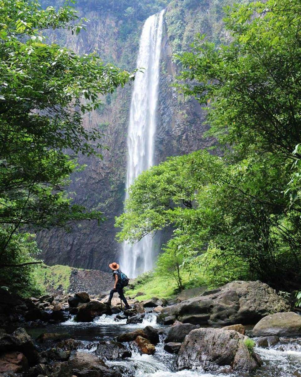Air Terjun Mandi Angin (instagram.com/hendisyahputra)