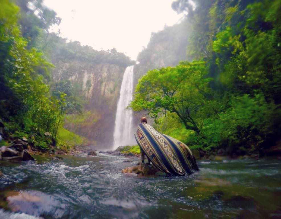 10 Potret Air Terjun Mandi Angin, Alam Hijaunya Sangat Alami