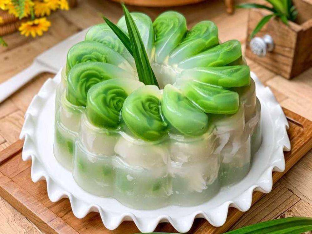 Puding pandan kelapa (instagram.com/vitakwee)