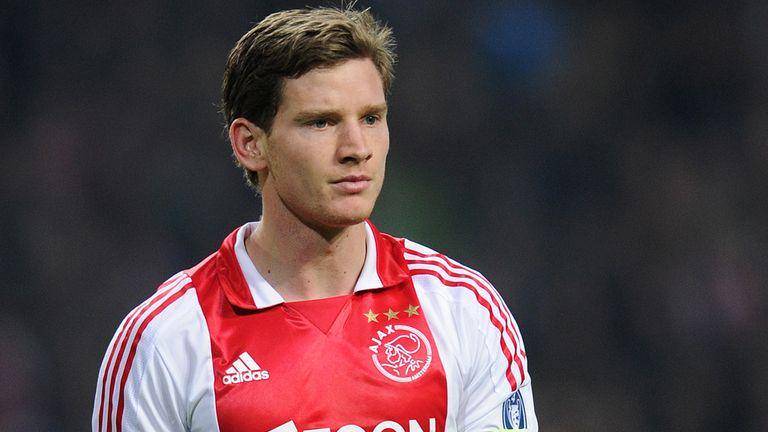 Jan Vertonghen saat membela Ajax Amsterdam. (skysports.com)