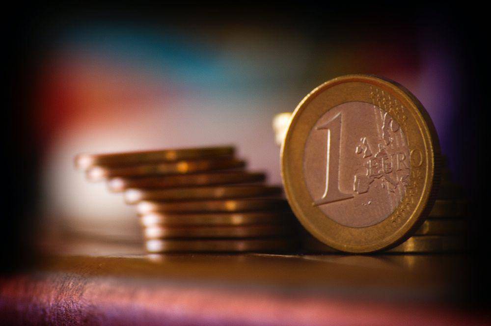 ilustrasi investasi uang (pexels.com/Carlos Pernalete Tua)