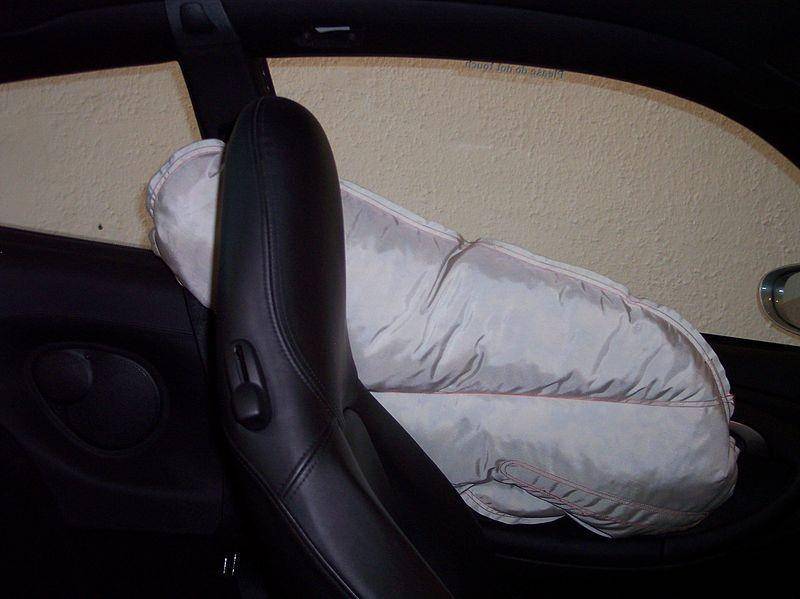 Ilustrasi jenis airbag Side Torso Airbag (commons.wikimedia.org/Stahlkocher)