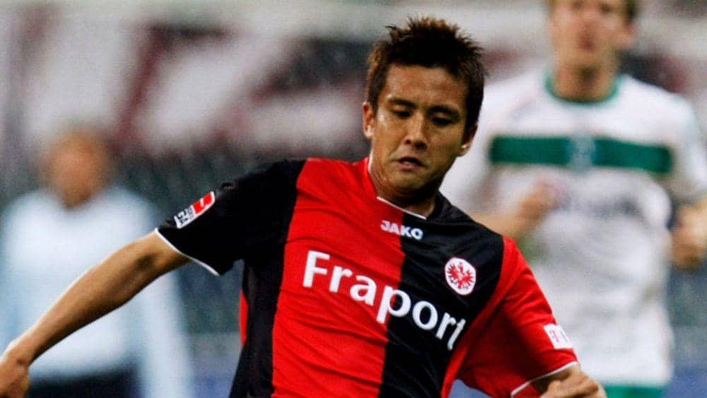 Junichi Inamoto berseragam Eintracht Frankfurt (skysports.com)
