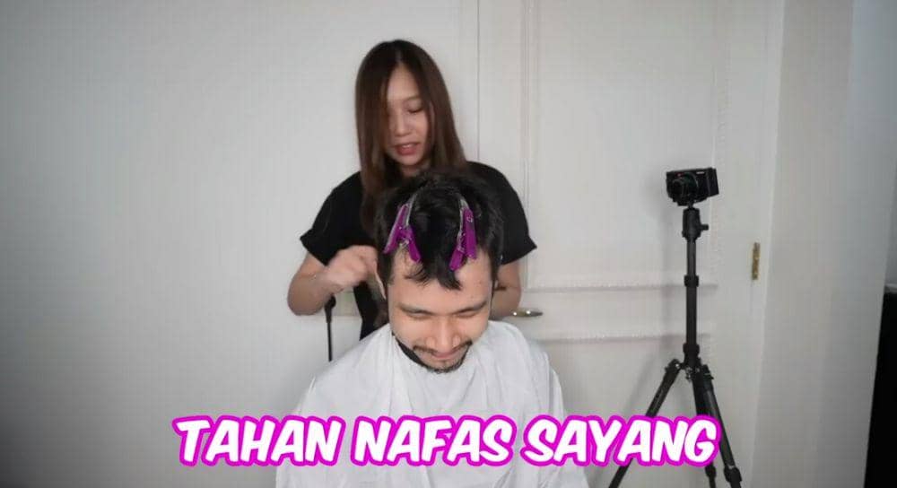 potret Sisca Kohl potong rambut Jess No Limit (youtube.com/Jess No Limit)