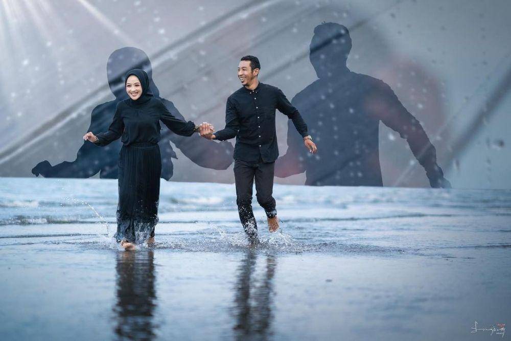 ide prewedding di pantai (instagram.com/preweddingstyle)