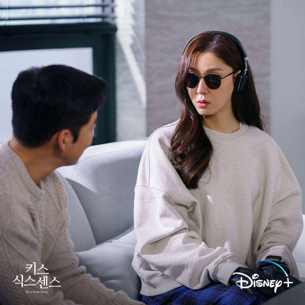 Seo Ji Hye di drama Kiss Sixth Sense (instagram.com/disneypluskr)