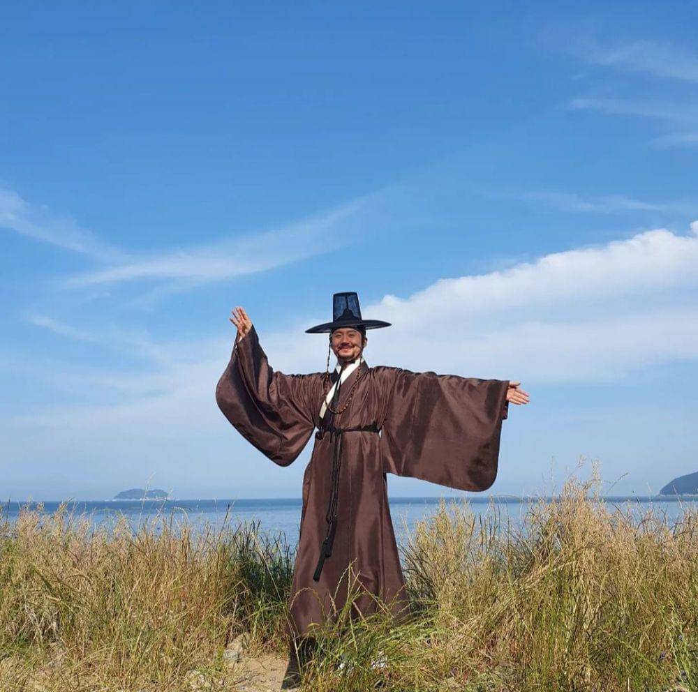 Jo Young Hoon (instagram.com/joyounghoon)